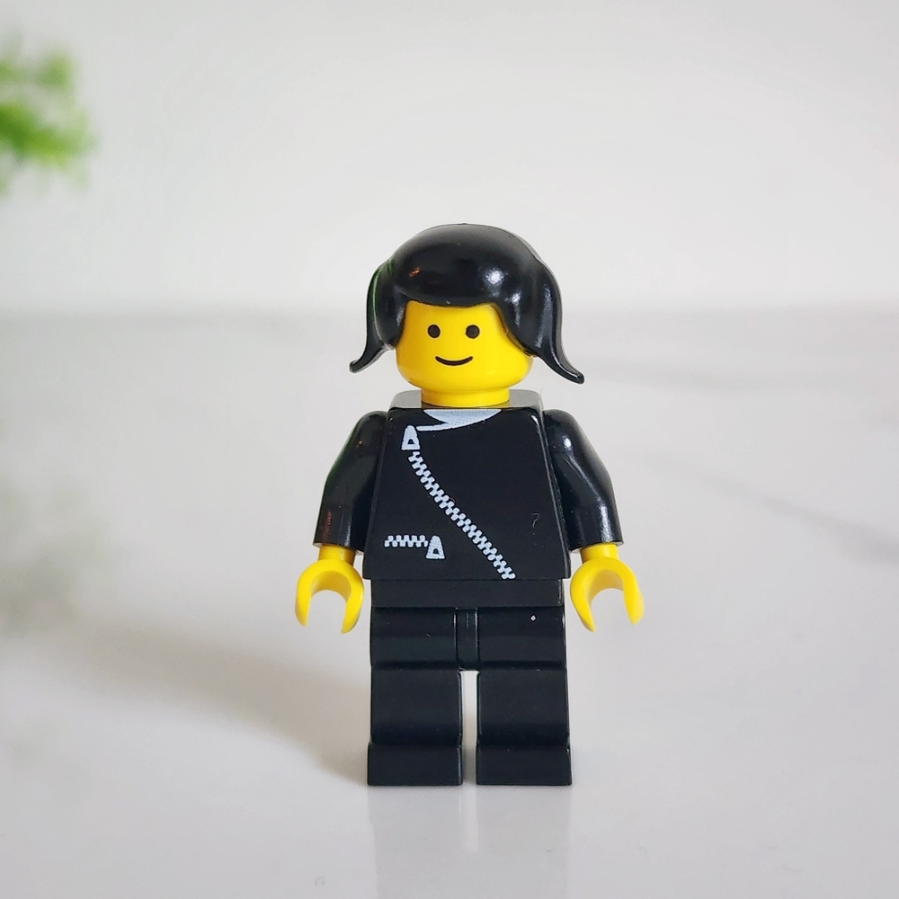 🔥Rare LEGO Vintage Minifigure Black Zipper Jacket Torso Classic Smile Retro